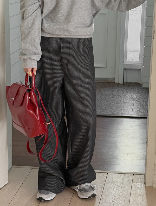 【BAON】Kunky String Pintuck Cargo Pants JStyle Bellnews Pintuck String Long Cargo Pants | KOODING