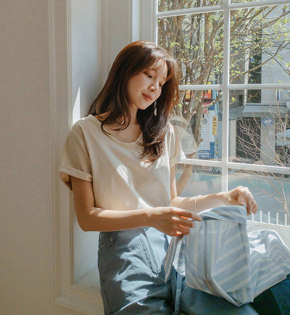 Matin Kim Slim Line Half Top In White | Basic Tees for Women